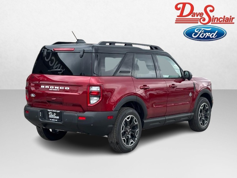 Ford Bronco Sport Vehicle Full-screen Gallery Image 07