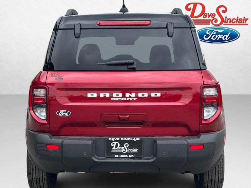 Ford Bronco Sport Vehicle Full-screen Gallery Image 08