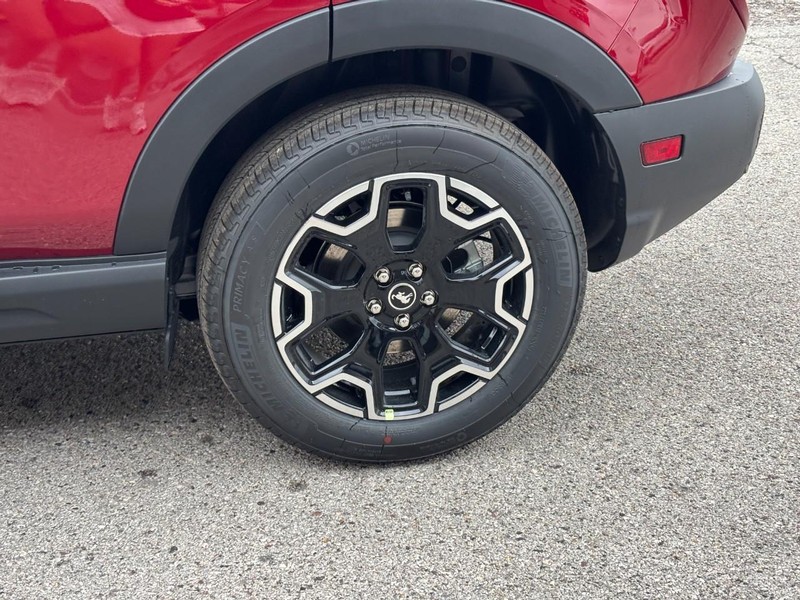 Ford Bronco Sport Vehicle Full-screen Gallery Image 12