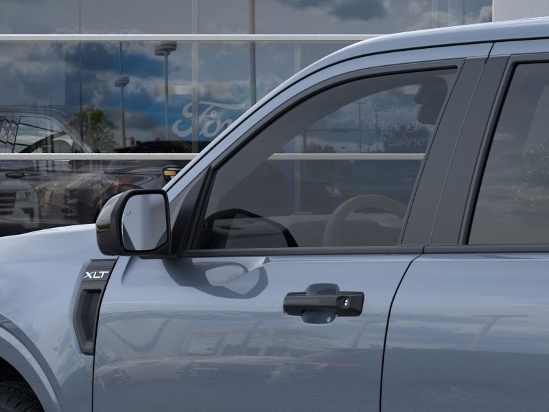 Ford Maverick Vehicle Full-screen Gallery Image 23
