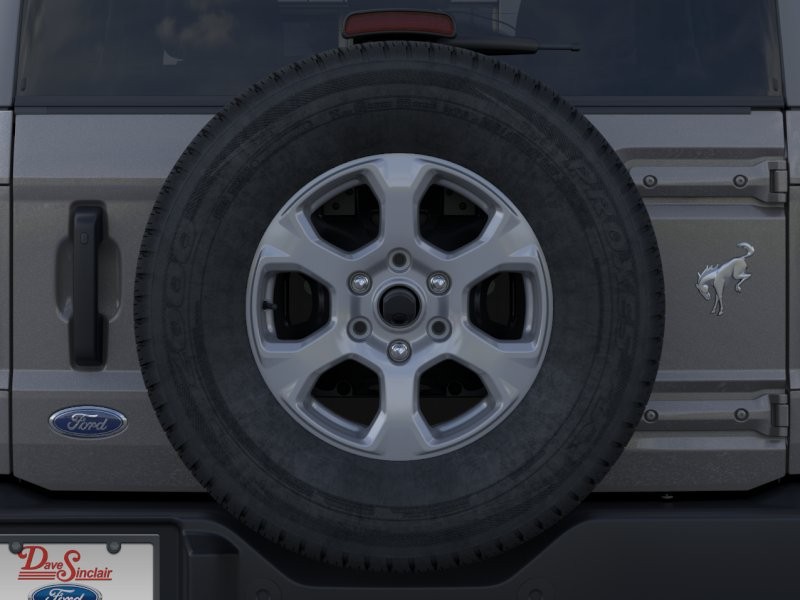 Ford Bronco Vehicle Full-screen Gallery Image 26