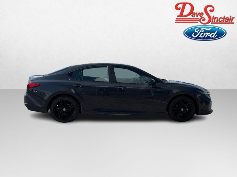 Toyota Camry Vehicle Image 05