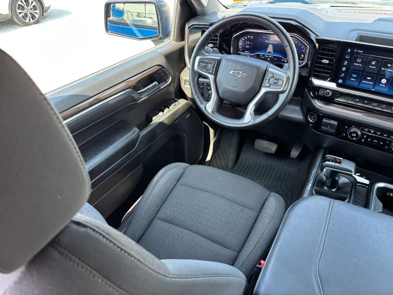 Chevrolet Silverado 1500 Vehicle Image 14