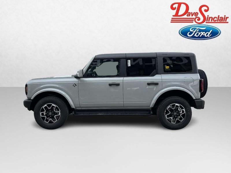 Ford Bronco Vehicle Image 10