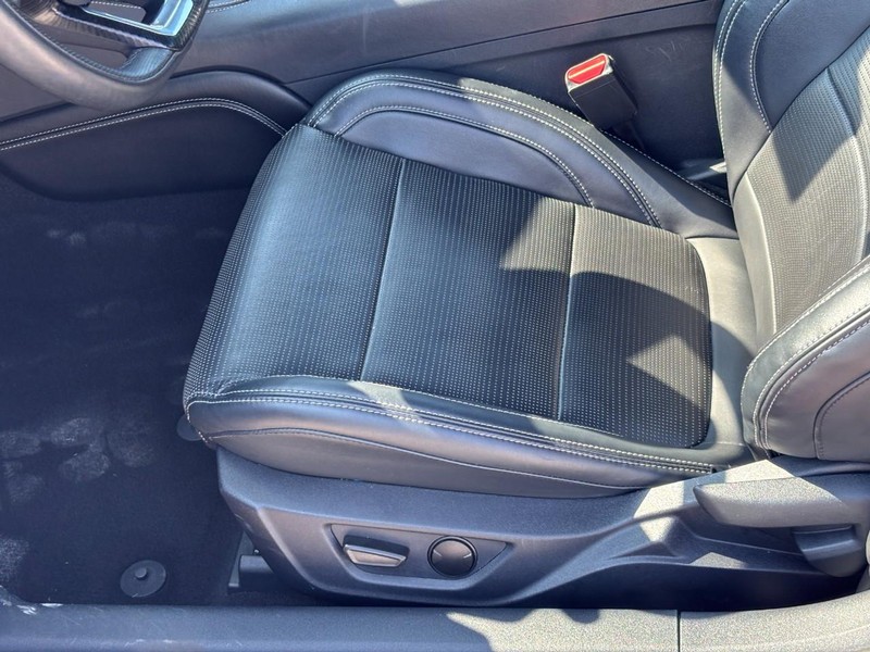 Ford Mustang Vehicle Image 15