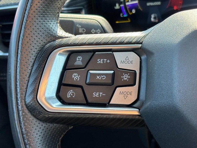 Ford Mustang Vehicle Image 17
