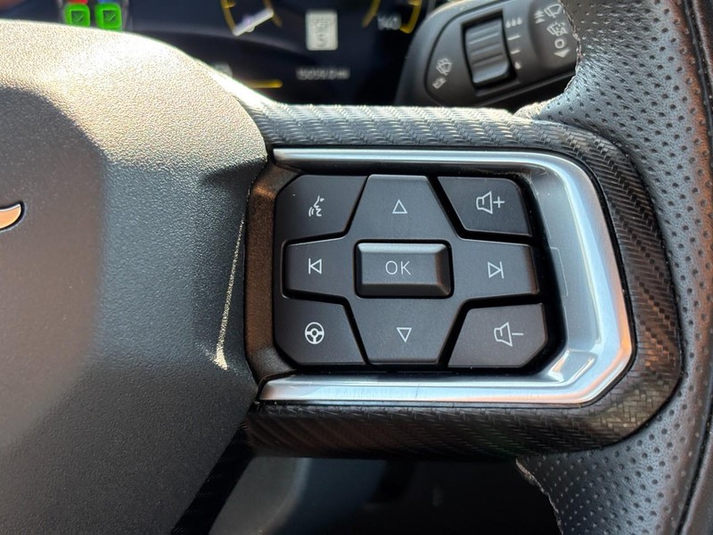 Ford Mustang Vehicle Image 18