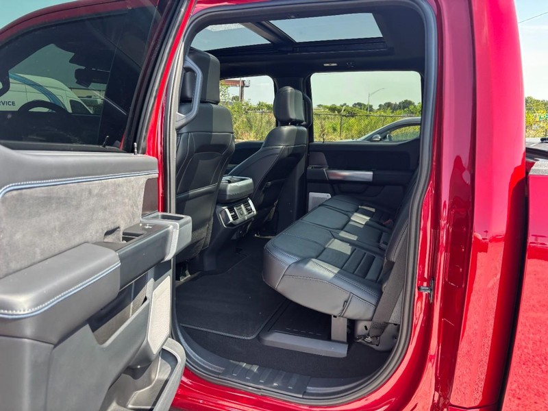 Ford F-150 Vehicle Image 13