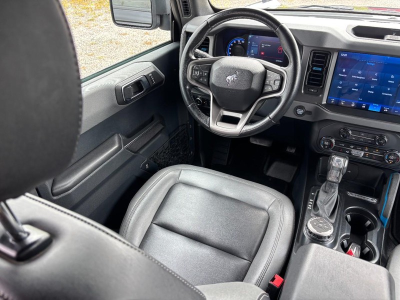 Ford Bronco Vehicle Image 14