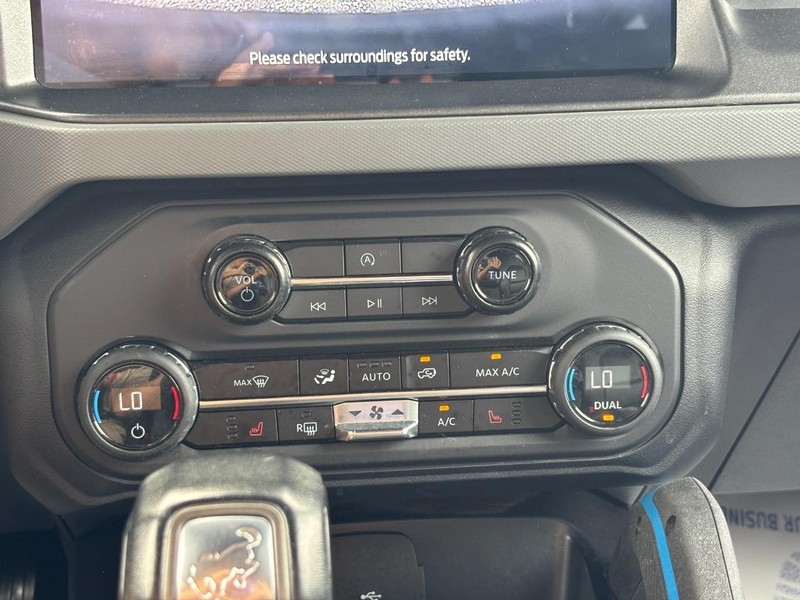 Ford Bronco Vehicle Image 25