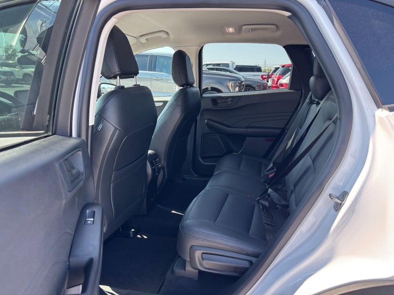 Ford Escape Vehicle Image 13