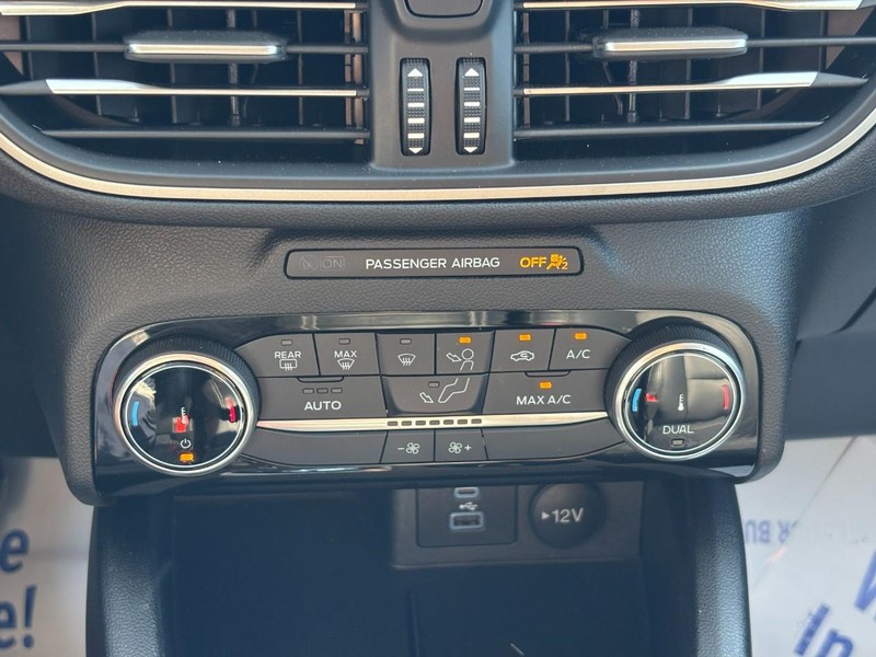 Ford Escape Vehicle Image 25