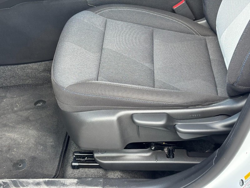 Chevrolet Trax Vehicle Image 17