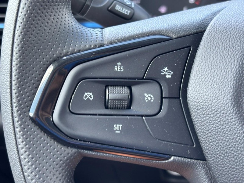 Chevrolet Trax Vehicle Image 19