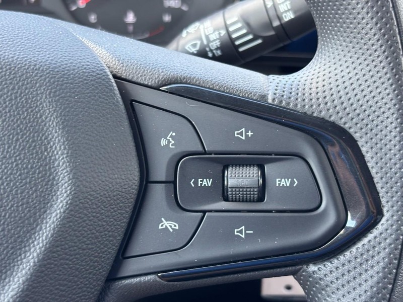 Chevrolet Trax Vehicle Image 20