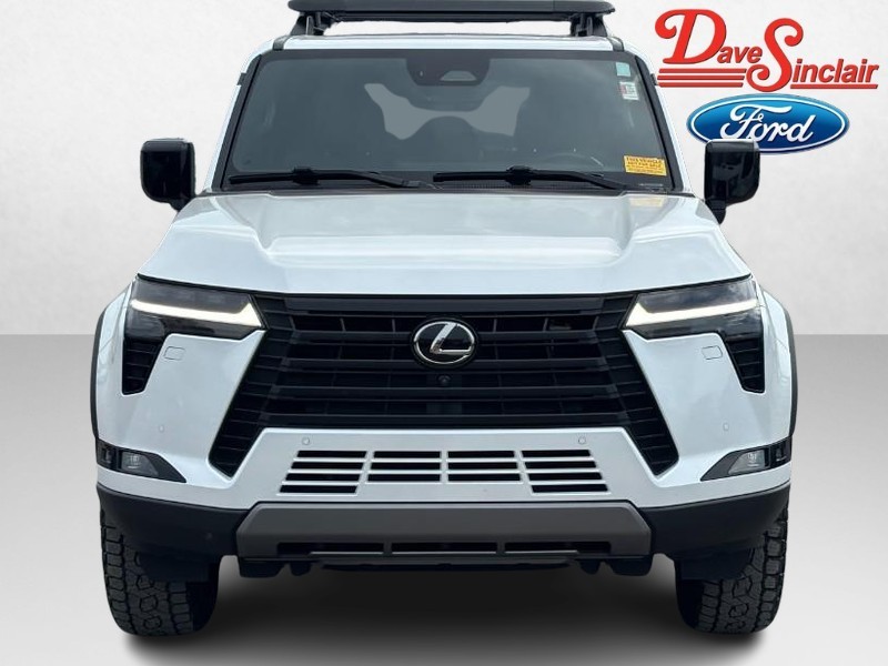 Lexus GX Vehicle Image 02