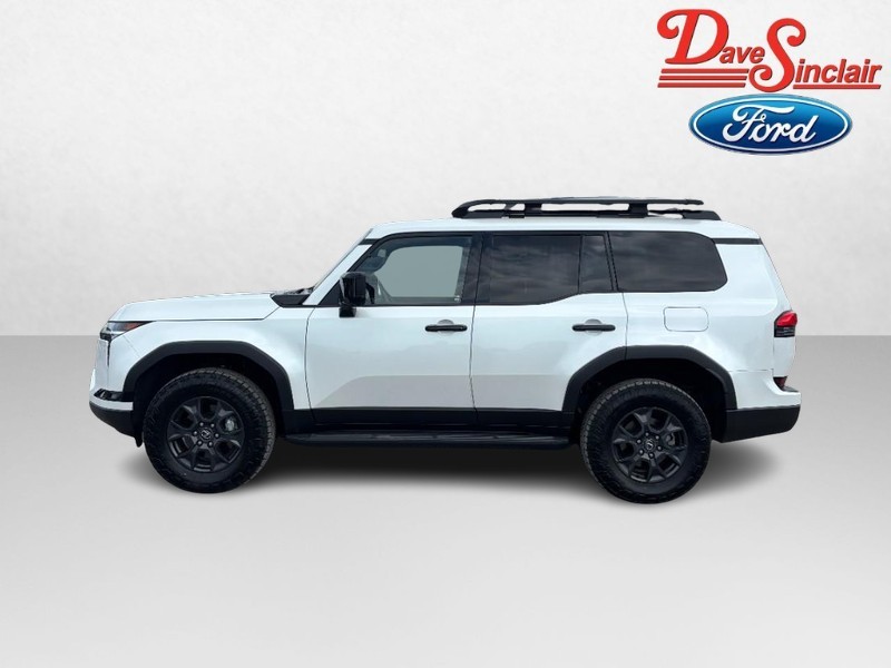 Lexus GX Vehicle Image 10