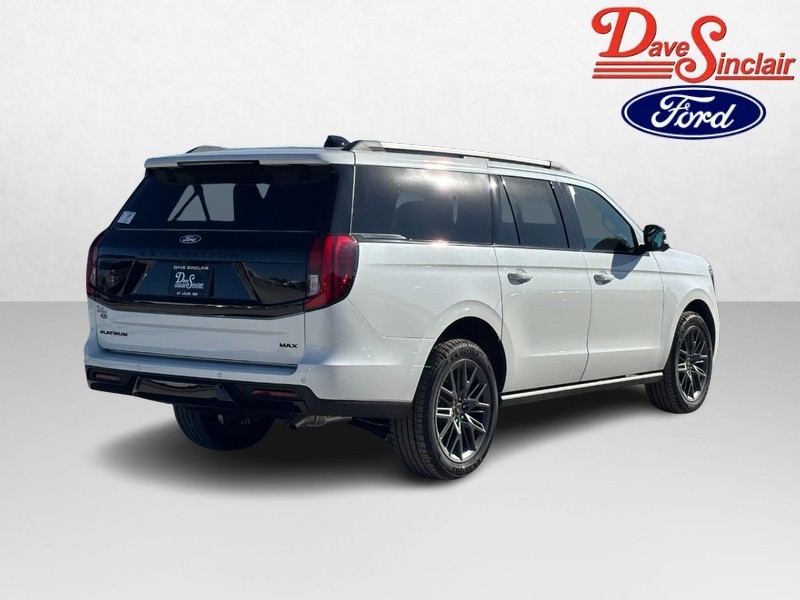 Ford Expedition Max Vehicle Full-screen Gallery Image 07
