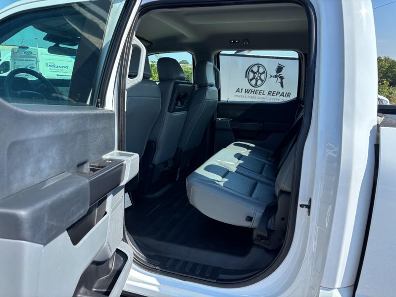 Ford F-150 Vehicle Image 13
