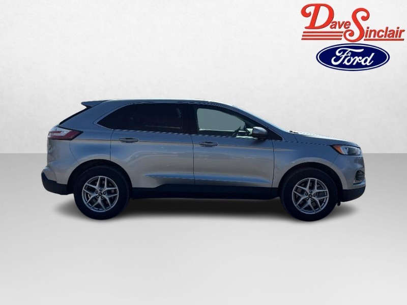 Ford Edge Vehicle Full-screen Gallery Image 05