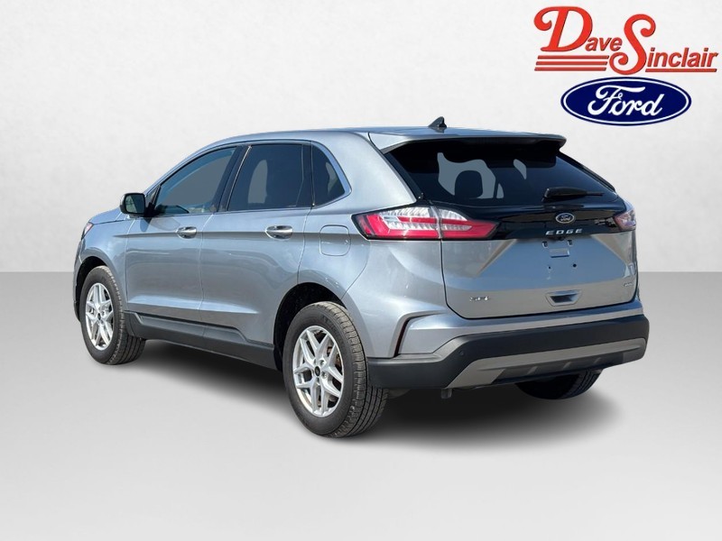 Ford Edge Vehicle Full-screen Gallery Image 09