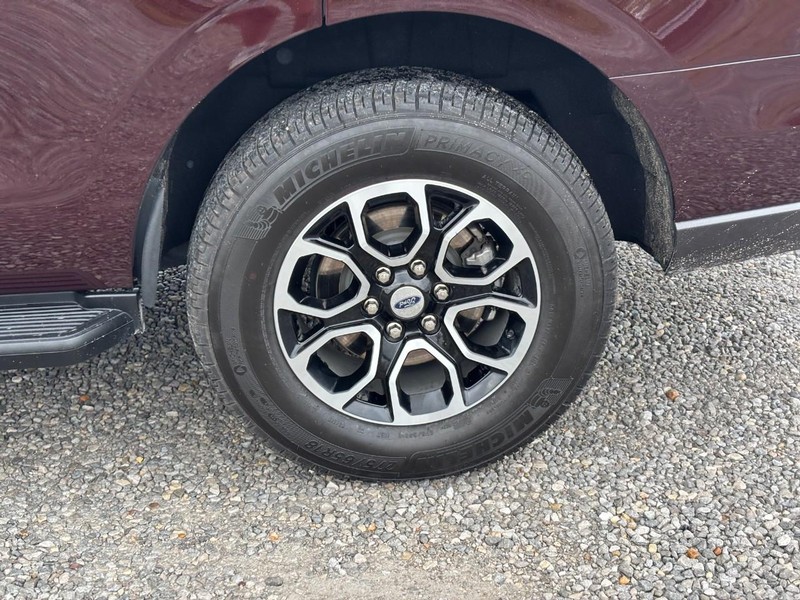 Ford Expedition Vehicle Image 12