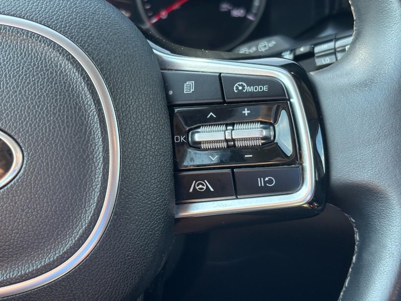Kia Sorento Vehicle Full-screen Gallery Image 21