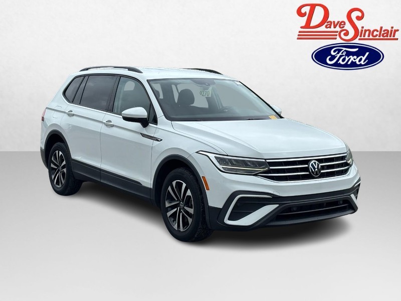 Volkswagen Tiguan Vehicle Full-screen Gallery Image 04