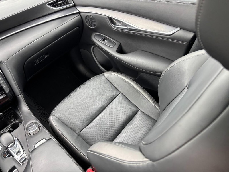 INFINITI QX55 Vehicle Image 16