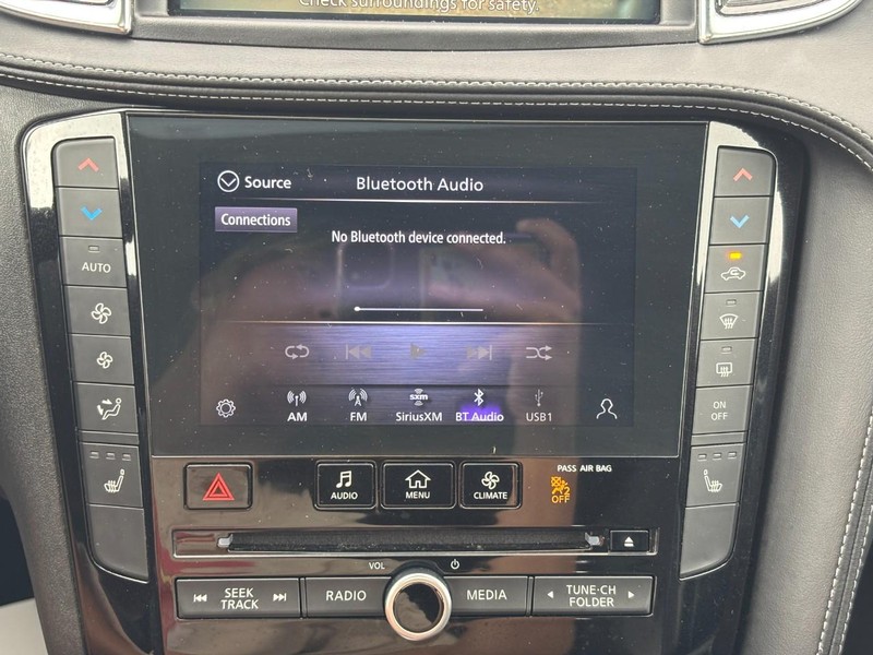 INFINITI QX55 Vehicle Image 24