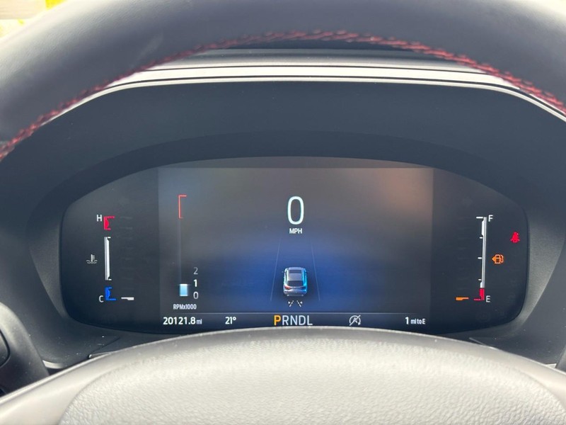 Ford Escape Vehicle Full-screen Gallery Image 21