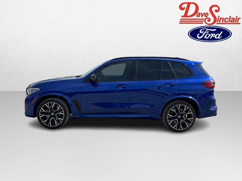 BMW X5 M Vehicle Full-screen Gallery Image 10