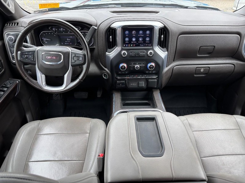 GMC Sierra 1500 Vehicle Full-screen Gallery Image 14
