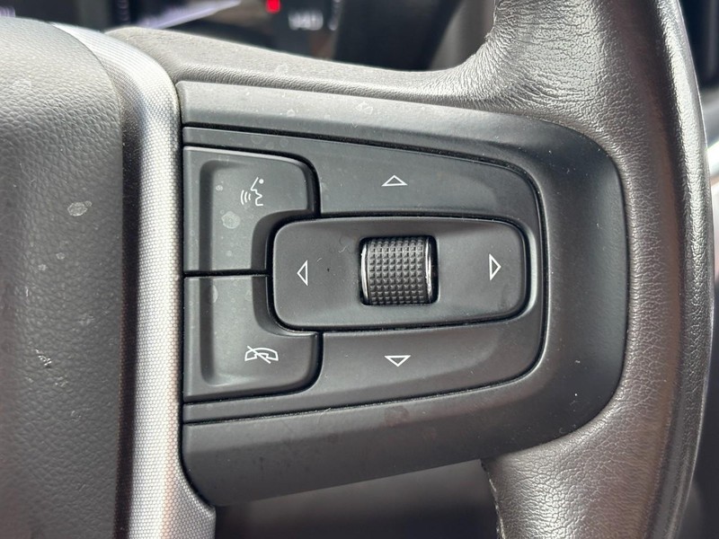 GMC Sierra 1500 Vehicle Full-screen Gallery Image 19