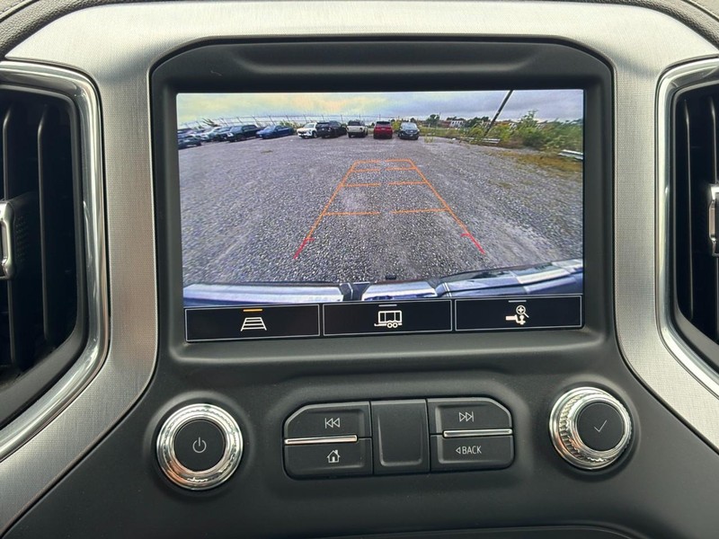 GMC Sierra 1500 Vehicle Full-screen Gallery Image 22