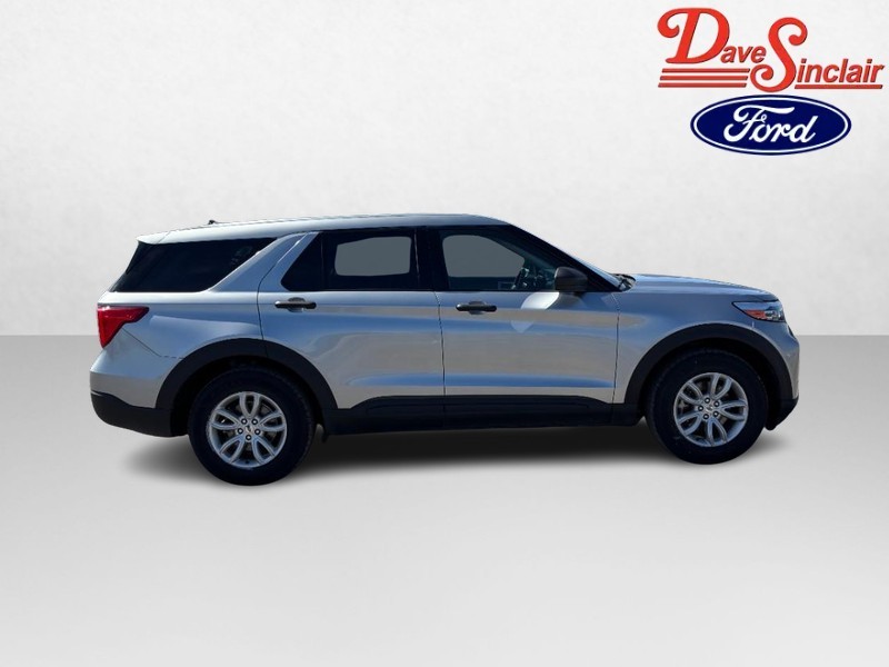 Ford Explorer Vehicle Full-screen Gallery Image 05