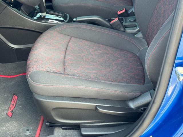 Chevrolet Sonic Vehicle Full-screen Gallery Image 16