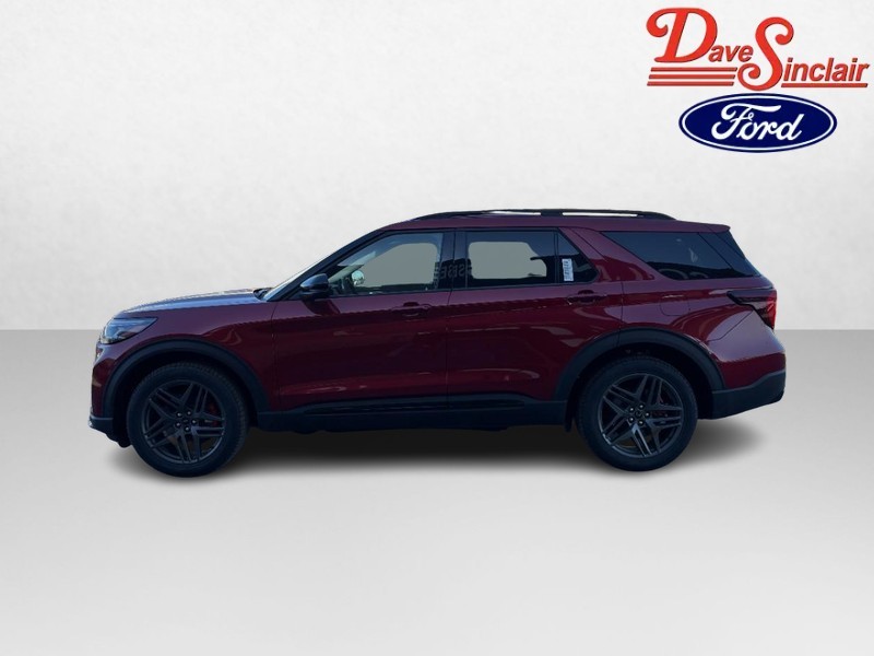 Ford Explorer Vehicle Full-screen Gallery Image 10