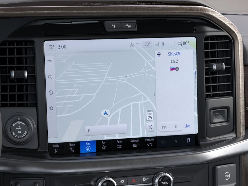Ford F-150 Vehicle Full-screen Gallery Image 16