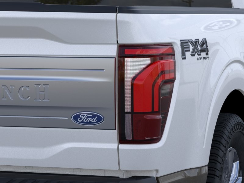 Ford F-150 Vehicle Full-screen Gallery Image 23