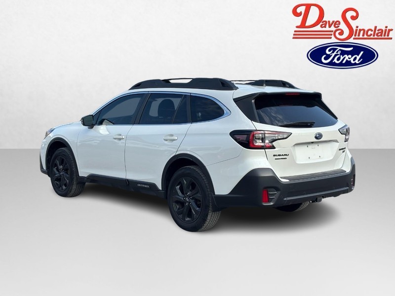 Subaru Outback Vehicle Full-screen Gallery Image 09