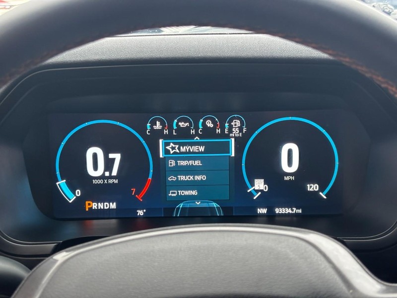 Ford F-150 Vehicle Full-screen Gallery Image 20