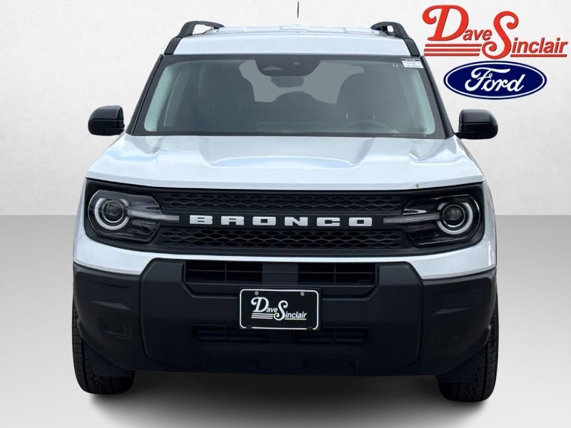 Ford Bronco Sport Vehicle Full-screen Gallery Image 02