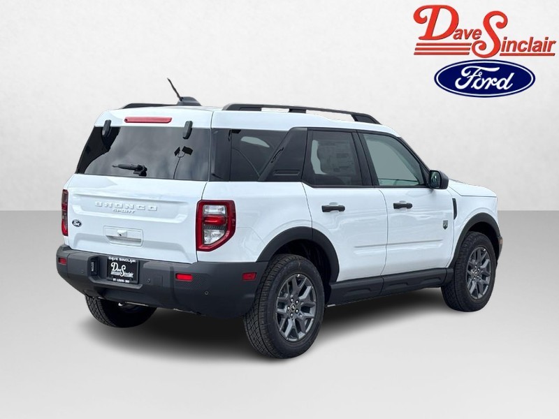 Ford Bronco Sport Vehicle Full-screen Gallery Image 07