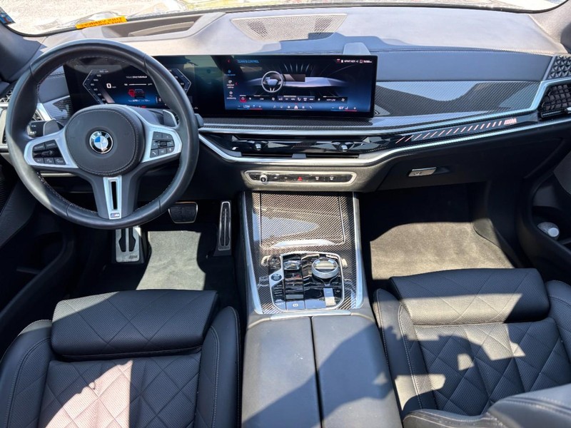 BMW X5 Vehicle Image 15
