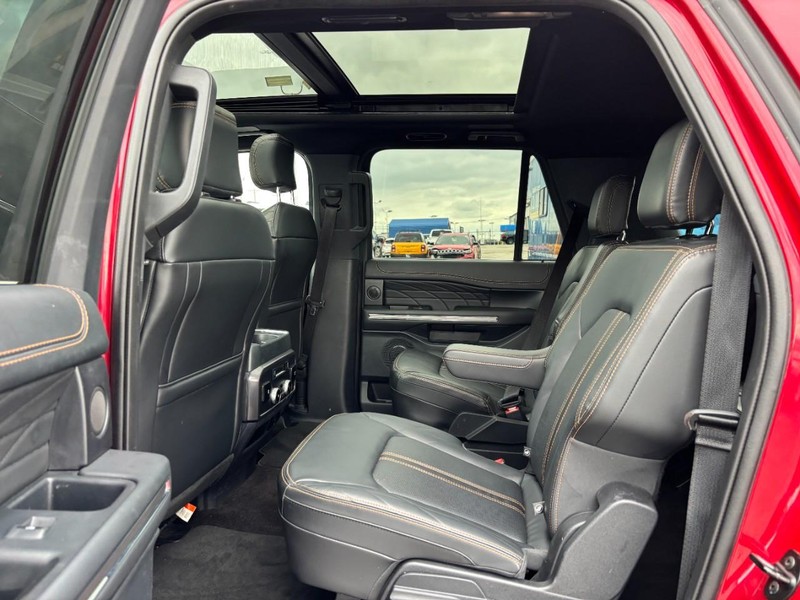 Ford Expedition Max Vehicle Image 14