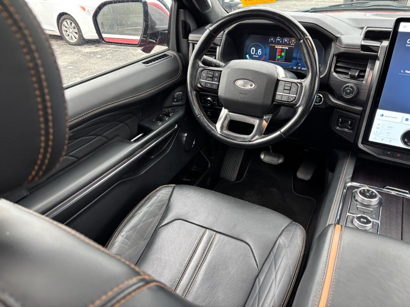 Ford Expedition Max Vehicle Image 15