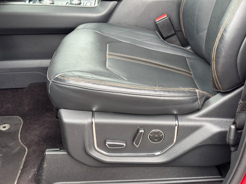 Ford Expedition Max Vehicle Image 18
