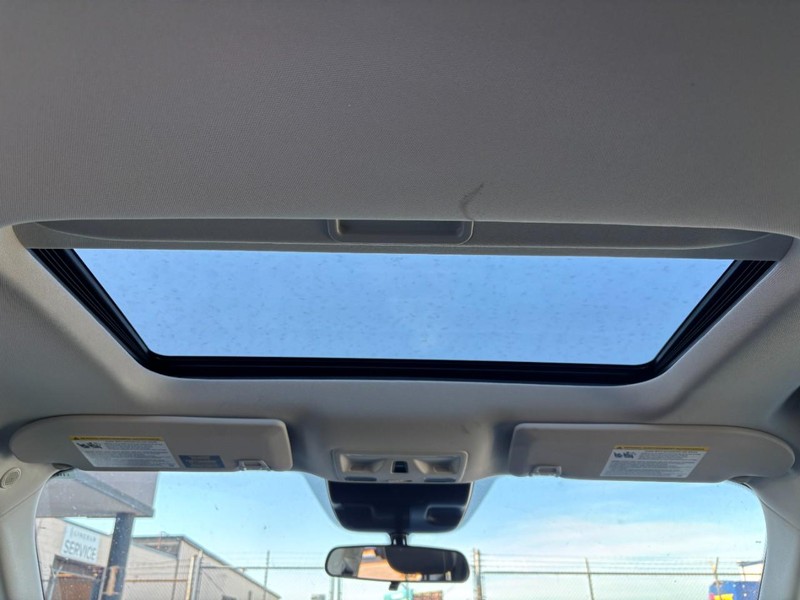 Ford Maverick Vehicle Full-screen Gallery Image 14