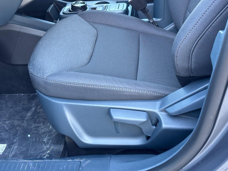 Ford Maverick Vehicle Full-screen Gallery Image 17
